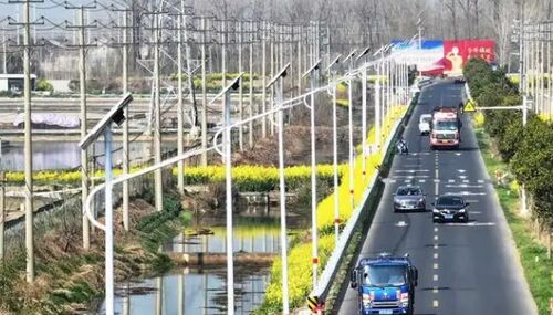 Dernières nouvelles de l'entreprise Jiangsu Jinhu : petit lampadaire, illumine le chemin du retour, cas de transformation économe en énergie de lampadaire intelligent