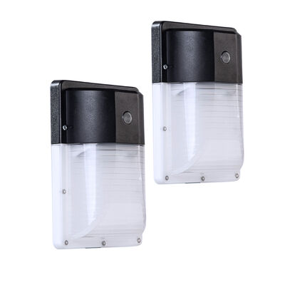 Buon prezzo 5000K IP65 LED Wall Light 1600LM Area di sicurezza all'aperto luce 13W in linea