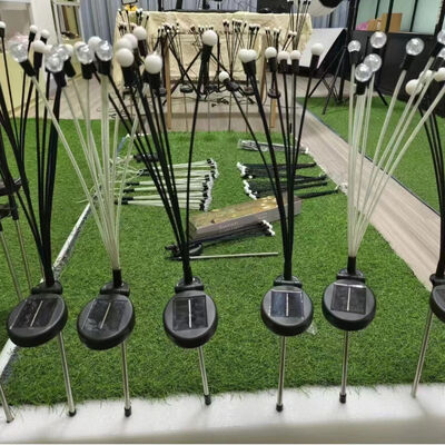 Buen precio Luz de luciérnaga solar LED impermeable IP65 con enchufe para jardín exterior, patio y decoración festiva en línea