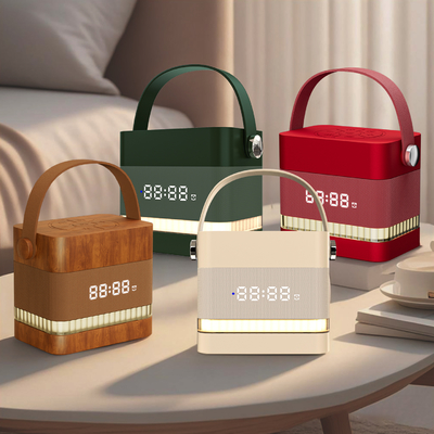 Giá tốt. D05 Máy âm thanh trắng thông minh với loa Bluetooth 7 âm thanh trực tuyến