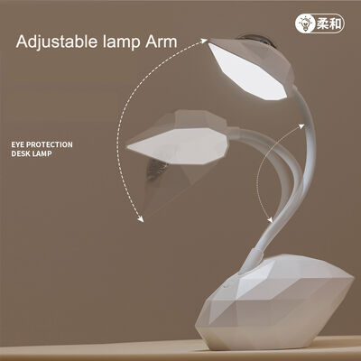 Buon prezzo Lampada da tavolo a proiezione di cigno per la protezione degli occhi, Lampada a tre livelli di attenuazione + proiezione a 7 colori, lampada atmosferica in linea