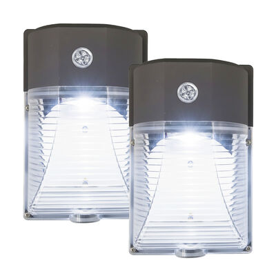 Dobra cena. Certyfikowana przez ETL i DLC lampa ścienna LED 26W, wodoodporna lampa zewnętrzna do oświetlenia podwórza, garażu i korytarza w Internecie